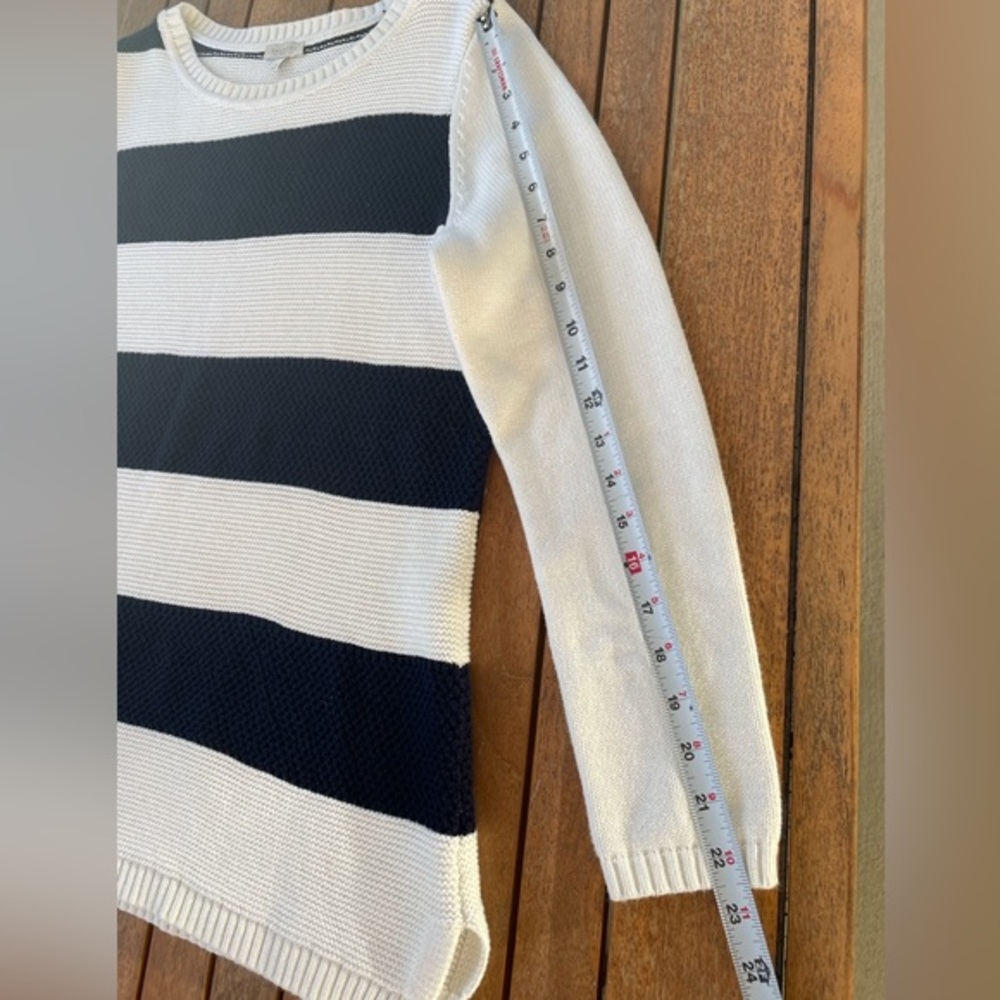 Talbots Black and White Striped Knit sweater Medium Petite 🖤 - Picture 7 of 7